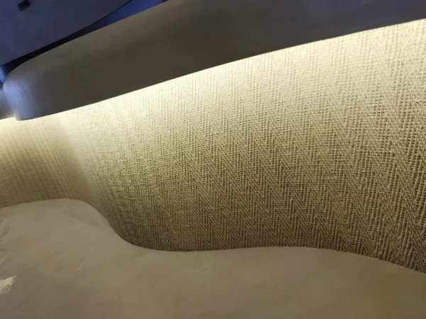 panel-toixou-flexible-weaving-beige-gconstruction-4 Πάνελ τοίχου Flexible Weaving Beige με φυσική υφή και εφέ ύφανσης υψηλής αισθητικής