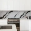 panel-toixou-pvc-panda-white-gconstruction-1 Πάνελ Τοίχου PVC Panda White με λευκή όψη μαρμάρου και μαύρες λεπτομέρειες από την G Construction Θεσσαλονίκη